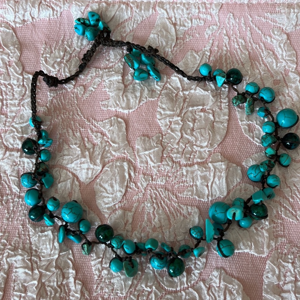 AERAVIDA Necklace - Picture 4 of 8